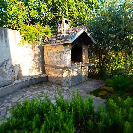 Franic Apartment