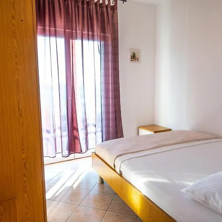 Franić Apartament Podstrana
